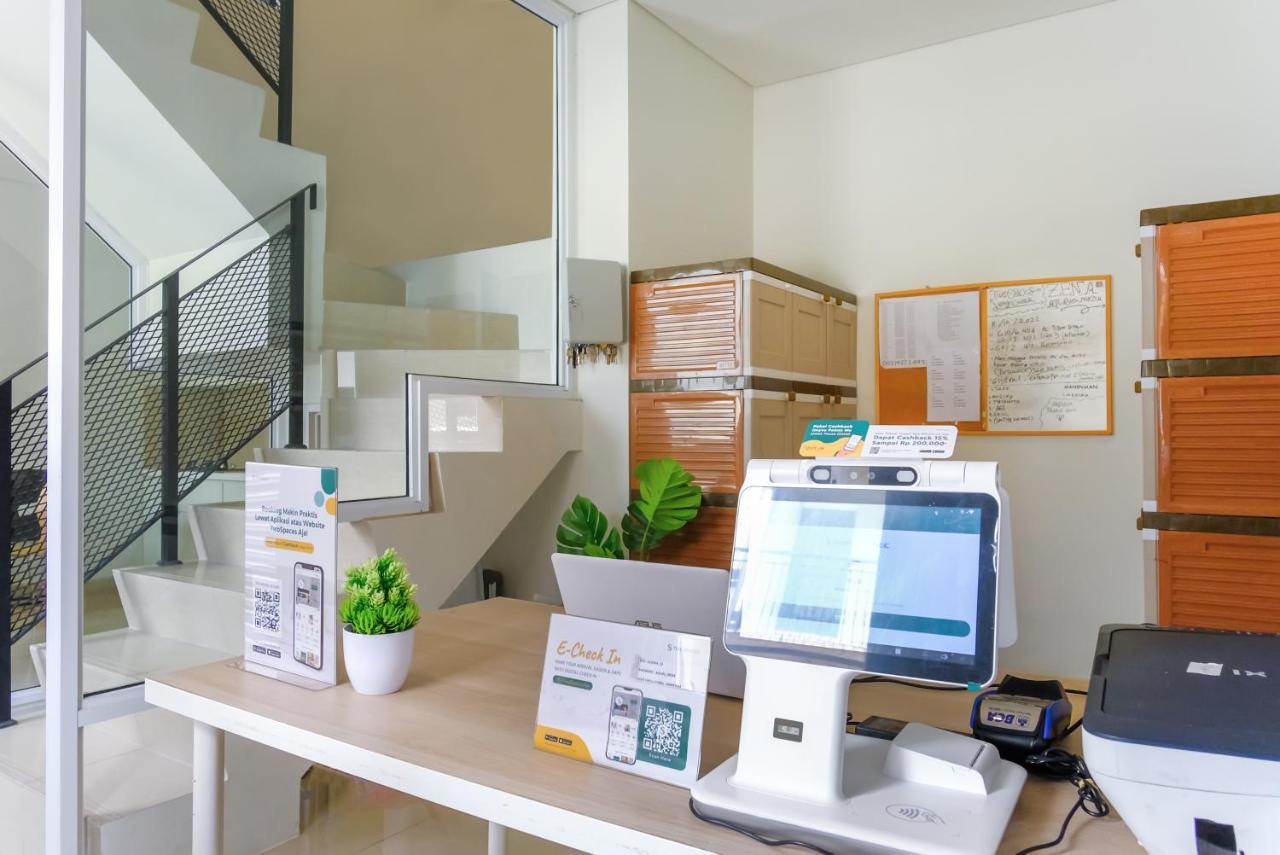 Twospaces Living At Zena Mozia Tegal  Bagian luar foto